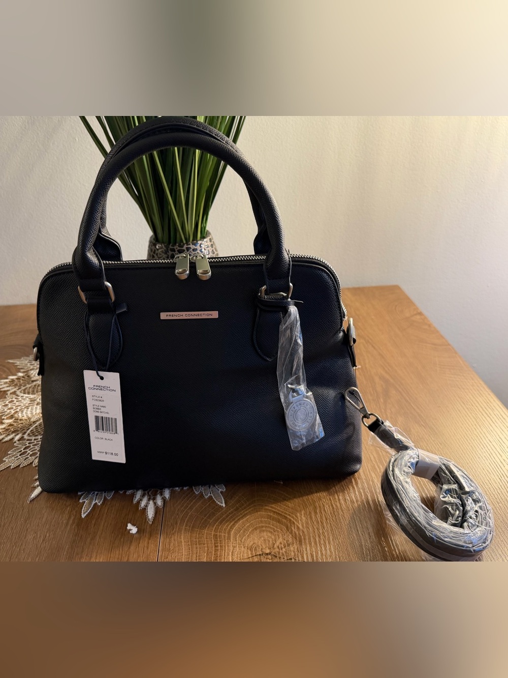 French Connection Womens Black Leather Travel Satchel/Top Handle Bag 12”x10”x6”